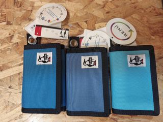 （分類：）位於 。 由 littlebluecorner 提交（商品編號 1404683774，圖片 1）。簡介： 。