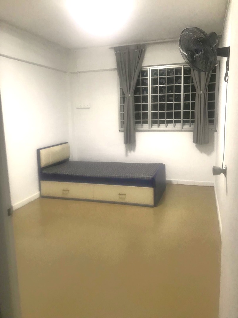(Category: ) located in . Submitted by your_rental_specialist (Listing ID 1404639245, Image 1). Description: .