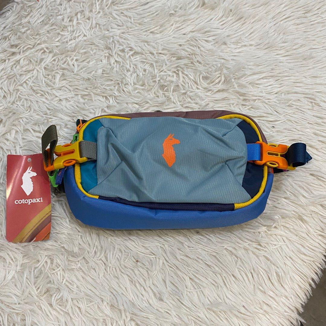 Cotopaxi 1.5L Fanny Pack (Category: Belt bags, Clutches and Pouches) located in Taguig. Submitted by askgue (Listing ID 1404586808, Image 3). Description: Brand new. Authentic from Vietnam.