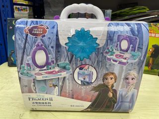 小童 化妝枱 玩具 Elsa Disney Frozen Vanity Set, 興趣及遊戲, 玩具 & 遊戲類 - Carousell