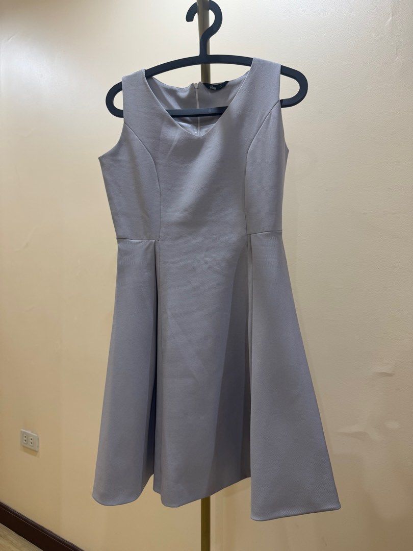 Dress Elan Gray Sleeveless (Category: Dresses) located in Taytay. Submitted by miley_kay (Listing ID 1404716918, Image 2). Description: Large on tag Size when laid flat: Bust 44cm, Waist 36cm, Length 88cm.