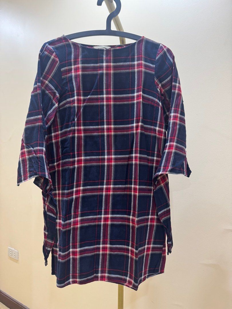 Dress Plaid with 3/4 Sleeves (Category: Dresses) located in Taytay. Submitted by miley_kay (Listing ID 1404723852, Image 1). Description: Size when laid flat: Bust 46cm, Waist 47cm, Length 79cm.