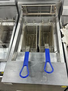 DEEP FRYER/NOODLE BOILER/STEAMER Collection item 1