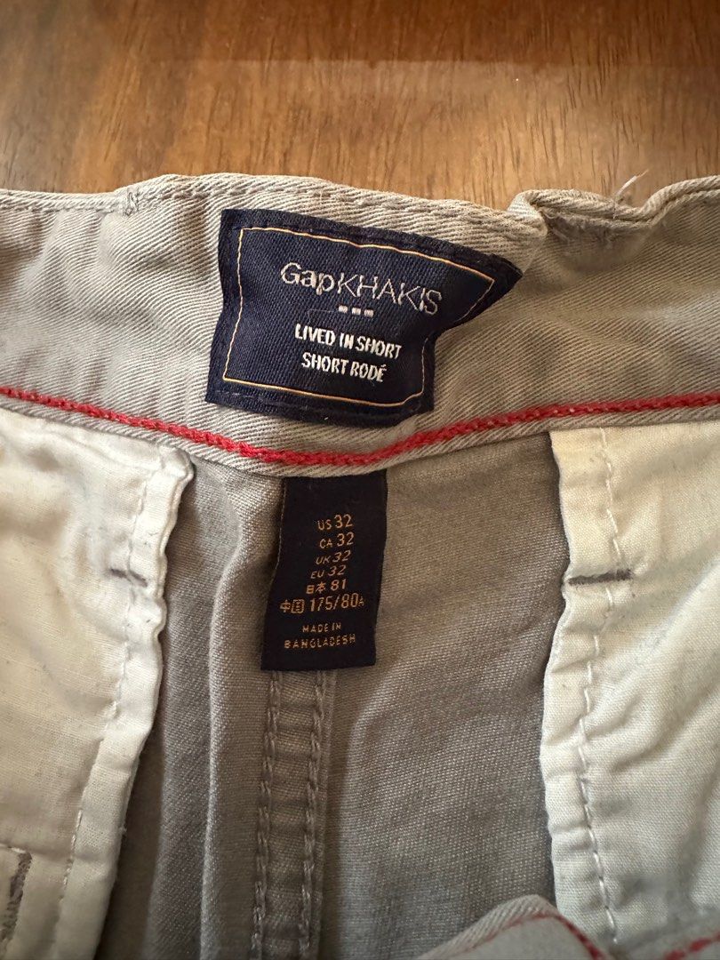 Gap Khakis Lived-In Short (Category: Shorts) located in Bacoor. Submitted by thingsforthrifts (Listing ID 1404620757, Image 2). Description: - Gap Khakis Lived-In Shorts - Size: 32 - Color: Light Grey - Features: Button and zipper closure, front and back pockets - Style: Classic - Perfect for casual wear - Made in Bangladesh WNo return No refund No exchange. Pls see photo for reference. Courier J&T paid by the buyer. .