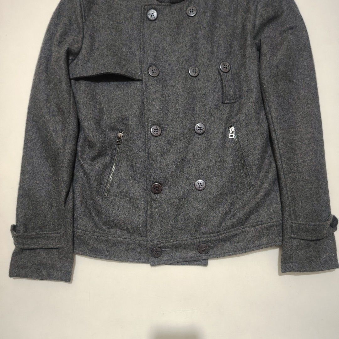 GREY MILITARY-STYLE PEACOAT (Category: Coats, Jackets and Outerwear) located in Dinalupihan. Submitted by aizzeestuffs (Listing ID 1404747133, Image 3). Description: Length :28 " Width :21" Shoulder :18 " Sleeves :27" Color may vary due to lighting. PM for more details. .