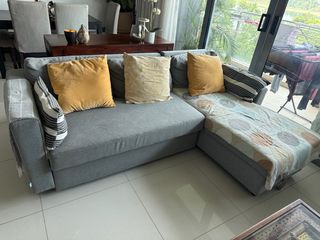 (Category: ) located in . Submitted by selling_on (Listing ID 1404675346, Image 1). Description: .