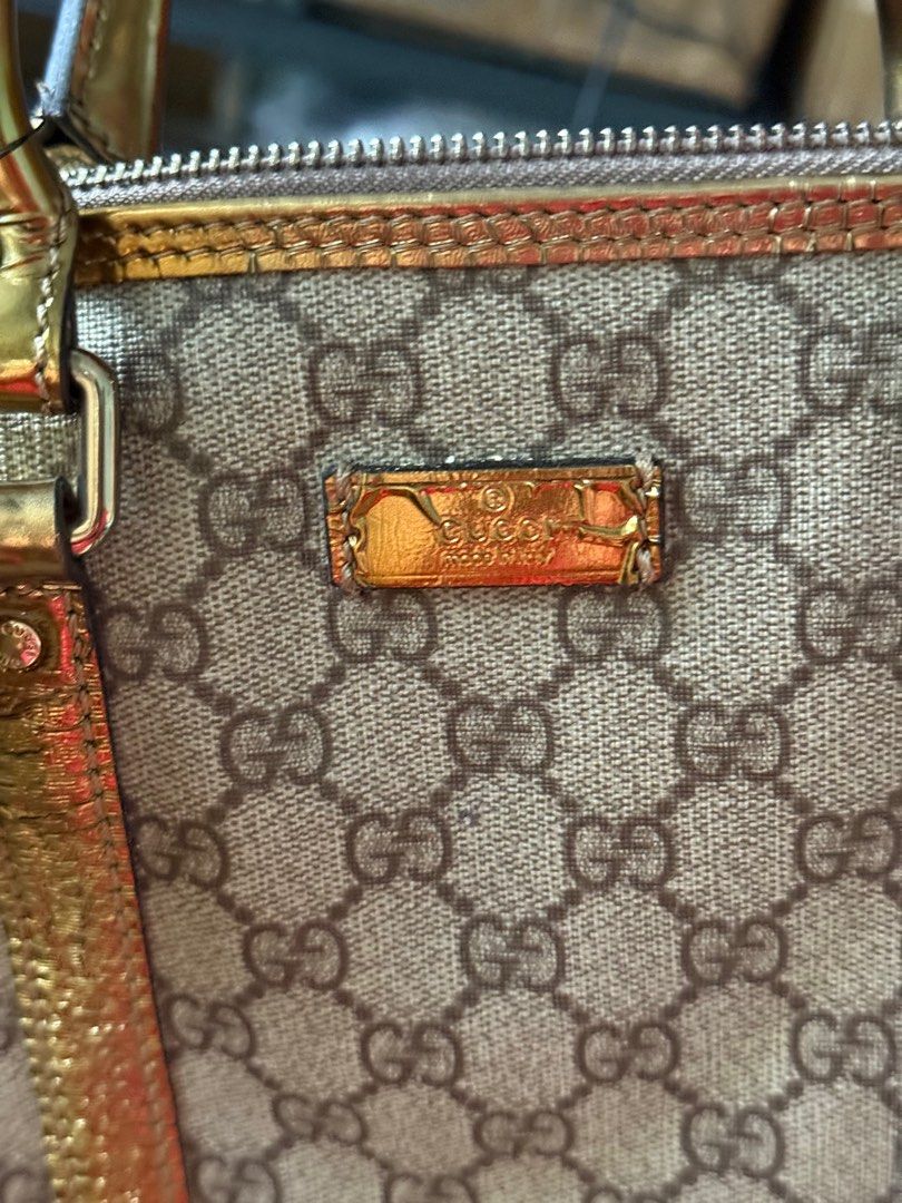 Guccii Bag (Category: Luxury Bags & Wallets) located in Pasig City. Submitted by atticfindsqc (Listing ID 1404773542, Image 2). Description: .