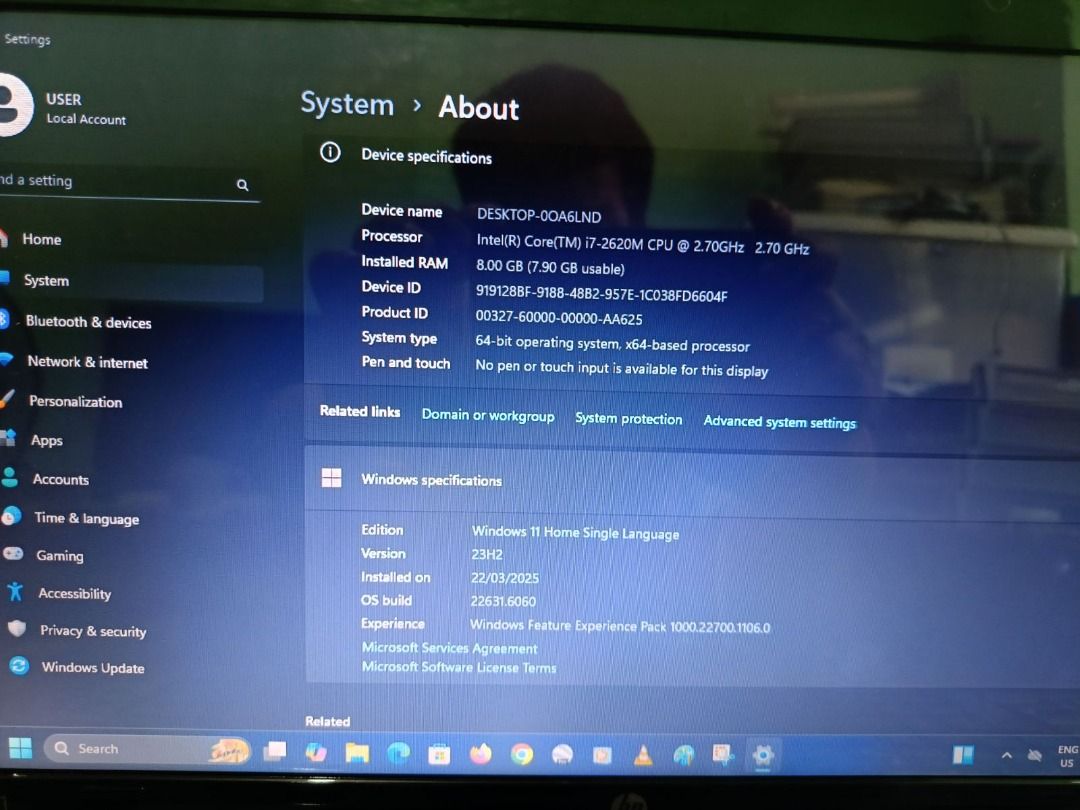HP Pavilion g6 Laptop (Category: Laptops & Notebooks) located in Imus. Submitted by 09275318134 (Listing ID 1404646557, Image 1). Description: HP Pavilion g6 laptop with Intel i7-2620M CPU and 8GB RAM. It has a 119GB C drivee. The laptop runs on Windows 11 Home Single Language. I have put extra 931gb drive on dvd drive bay. it has multiple USB ports. The keyboard and trackpad are visible. Please see actual picture. Issue: RIGHT HINGE COVER LOSS B