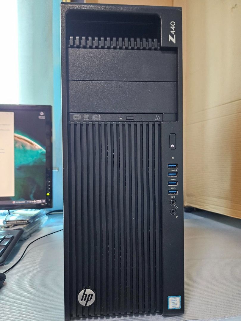 HP Z440 Tower Workstation Desktop Computer