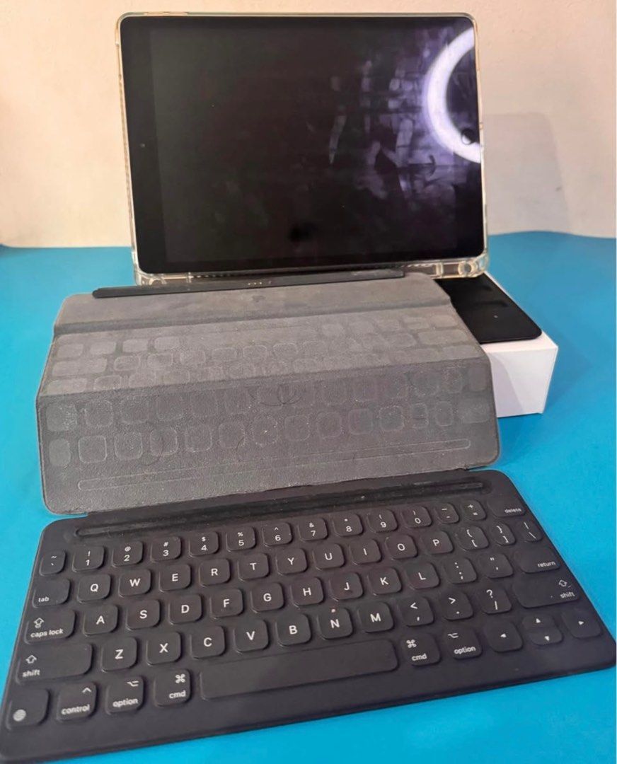 iPad (7th Generation) Wi-Fi 32GB Space Gray + Apple Keyboard (Category: iPad) located in Makati City. Submitted by abstanding (Listing ID 1404597335, Image 1). Description: iPad (7th Generation) Wi-Fi 32GB Space Gray (Apple Keyboard included) - Very good condition - All working - Seldom used - No scratches, with case since day 1 - With box - Purchased brand new - Includes authentic Apple Keyboard - 7th Generation, 32GB, 10.2” - Comes with 1 gener