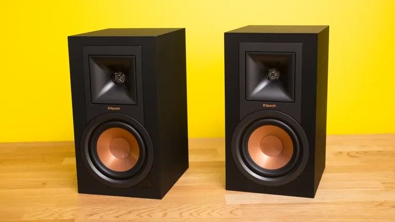 KLIPSCH R-15PM (Category: Soundbars, Speakers & Amplifiers) located in Mandaluyong City. Submitted by jd.sales2018 (Listing ID 1404664610, Image 1). Description: Specifications: Sold in pair! 1" ALUMINUM DIAPHRAM DRIVER / SINGLE 5.25" SPUN COPPER IMG WOOFER 50 WATTS TOTAL SYSTEM POWERED INPUTS - BT , PHONO /LINE ANALOG , USB DIGITAL, 3.5MM MINI , OPTICAL MDF BASS REFLEX VIA REAR PORT DIMENSIONS HXWXD - 12.5" X 7" X 8.11" -/ 4.67KG Delivery Option