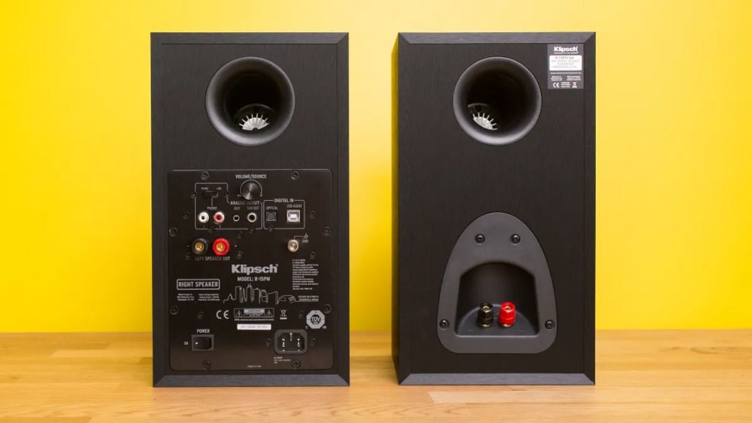 KLIPSCH R-15PM (Category: Soundbars, Speakers & Amplifiers) located in Mandaluyong City. Submitted by jd.sales2018 (Listing ID 1404664610, Image 2). Description: Specifications: Sold in pair! 1" ALUMINUM DIAPHRAM DRIVER / SINGLE 5.25" SPUN COPPER IMG WOOFER 50 WATTS TOTAL SYSTEM POWERED INPUTS - BT , PHONO /LINE ANALOG , USB DIGITAL, 3.5MM MINI , OPTICAL MDF BASS REFLEX VIA REAR PORT DIMENSIONS HXWXD - 12.5" X 7" X 8.11" -/ 4.67KG Delivery Option