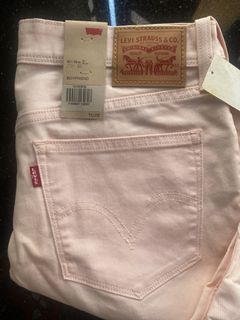 （分類：）位於 。 由 hailey01c 提交（商品編號 1404598094，圖片 1）。簡介： 。