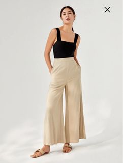 (Category: ) located in . Submitted by profashionlover (Listing ID 1404740690, Image 1). Description: .
