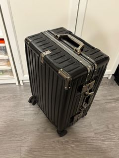 （分類：）位於 。 由 chanftt 提交（商品編號 1404582746，圖片 1）。簡介： 。