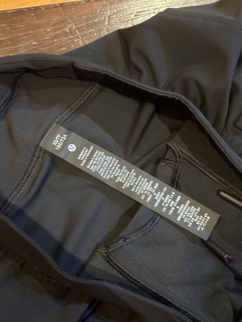 Lululemon surge tall jogger size xs (Category: Activewear) located in Manila. Submitted by juan_____ (Listing ID 1404596795, Image 3). Description: Selling Lululemon jogger pants Brandnew bought in HK Rfs: too small for me.