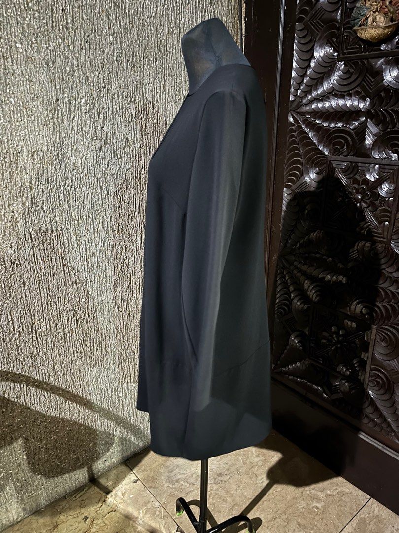 Mango Decorative Seam Dress - Black (Category: Dresses) located in Pasig City. Submitted by melaniesn (Listing ID 1404719112, Image 3). Description: - Mango black dress - Decorative seam detail - Round neckline - Long sleeves - Button closure at back - Lined - Size: International L - Made in Vietnam.