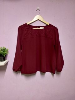 (Category: ) located in . Submitted by fafar.wardrobe (Listing ID 1404749488, Image 1). Description: .
