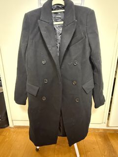 (Category: ) located in . Submitted by classic.closet.shop (Listing ID 1404762568, Image 1). Description: .