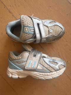 （分類：）位於 。 由 vladahk 提交（商品編號 1404582607，圖片 1）。簡介： 。