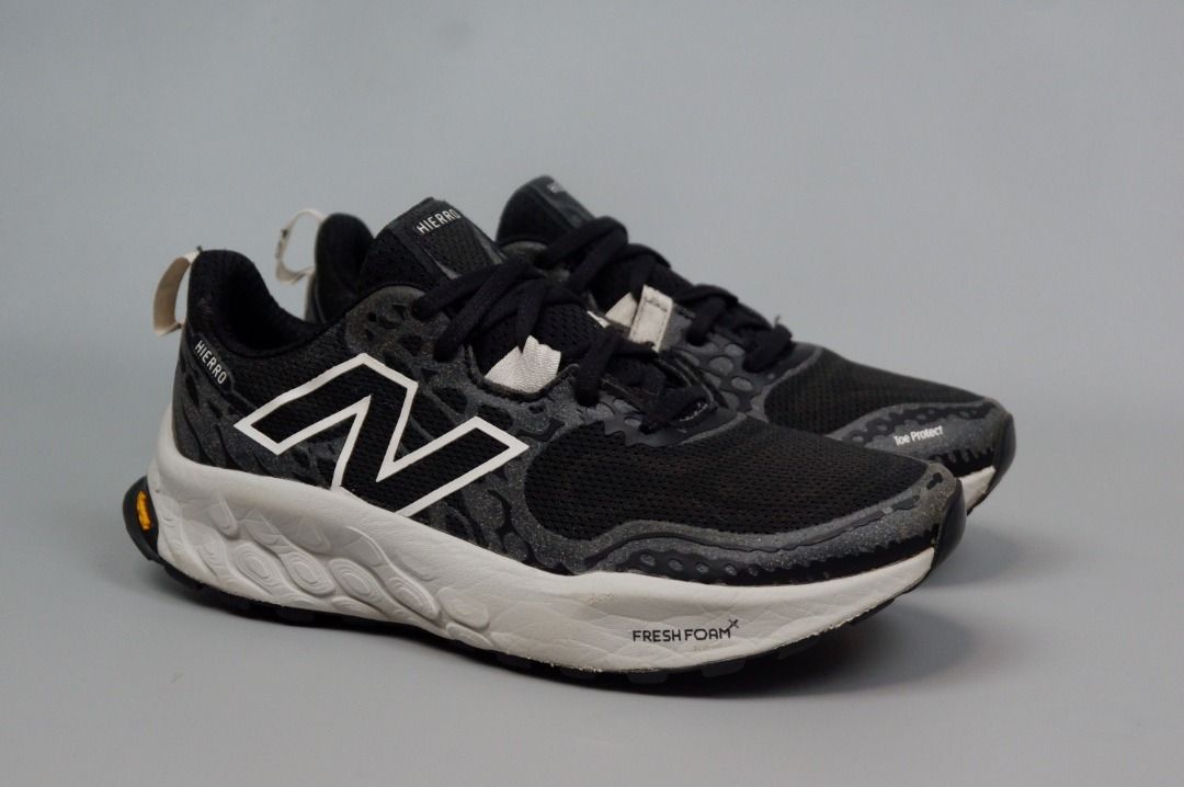 New Balance Fresh Foam X Hierrov8 (Category: Sneakers) located in Cagayan de Oro. Submitted by rymans (Listing ID 1404706821, Image 3). Description: New Balance Fresh Foam X Hierrov8 8.5 womens/7us mens excellent condition (USA Pair) =1880 +SF.
