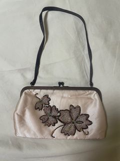 （分類：）位於 。 由 fivecarats 提交（商品編號 1404722085，圖片 1）。簡介： 。
