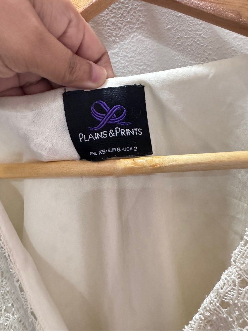 Plains & Prints Cute Romper (Category: Rompers) located in Bulacan. Submitted by operationdeclutter96 (Listing ID 1404581889, Image 3). Description: Cute cream romper. I bought this for 2k in Plains and Prints and selling it low as it’s not fitting anymore😅 Flaw, nagka super small stain sya sa bandang short part. See pic.