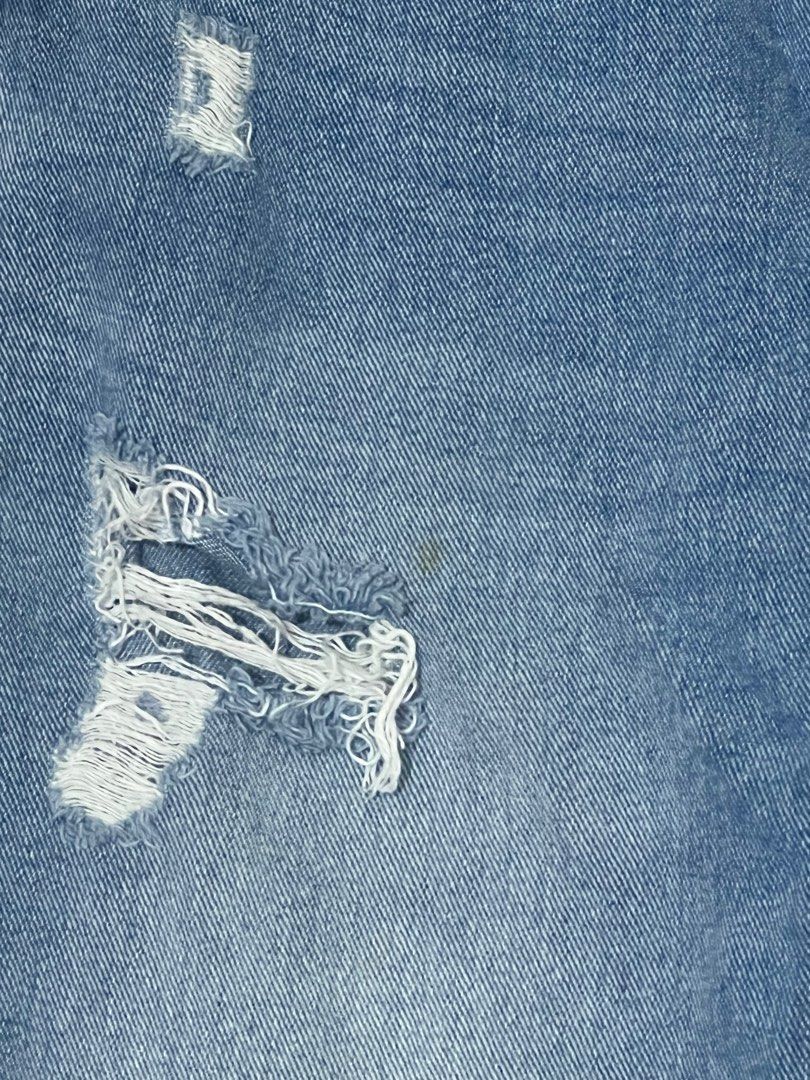 Plus sise denim tattered denim jeans (Category: Jeans) located in Quezon City. Submitted by shopmyaleah (Listing ID 1404707934, Image 3). Description: Sm Woman Plus 1XL Fits 34-35 waist Pls see photo for zoomed in pics of pants / flaws .