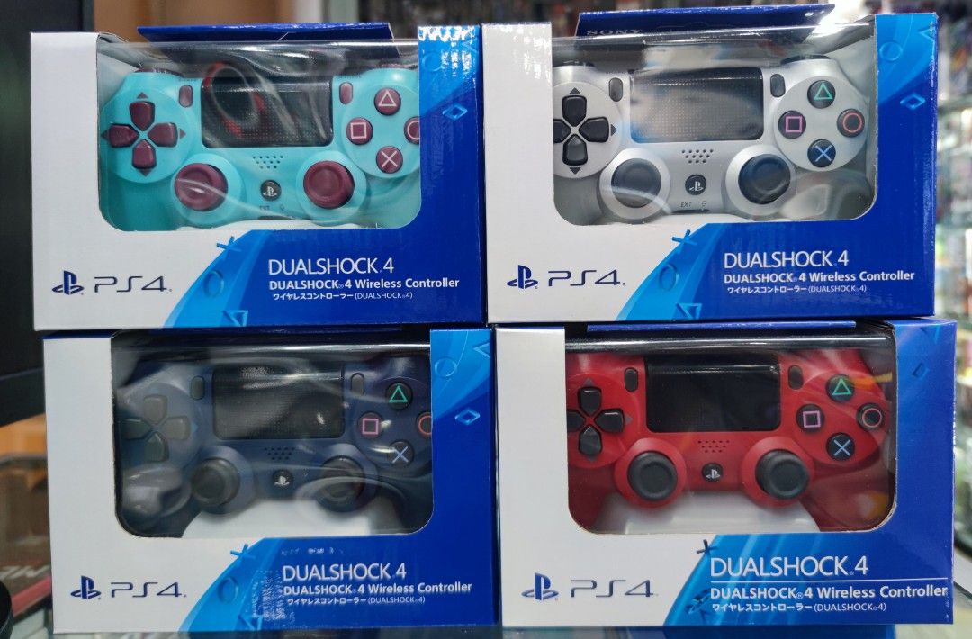 PS4 DualShock 4 Wireless Controller (Category: Controllers) located in San Juan City. Submitted by abdul199x (Listing ID 1403487912, Image 2). Description: Please see below available color: Black Gold Bronze Black Orange Army Red Crystal Red Crystal Blue Red Gray Midnight Blue Berryblue White Mode of Payment: Gcash/Maya/BPI Mode of Delivery: LBC/JNT/ Lalamove (shipping fee shouldered by the buyer) Location: San Juan, Greenhills Note: OEM not orig