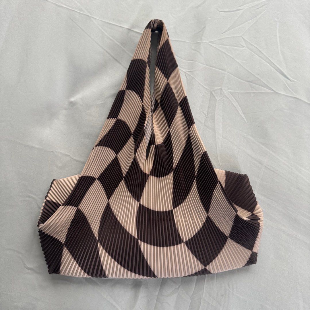 REPLEAT Hobo Mini Bag - Checkerboard Classic (Category: Shoulder Bags) located in Pasig City. Submitted by jd917 (Listing ID 1404616950, Image 2). Description: Used twice Bought in Singapore - style not avail on their site anymore Darker in person! .