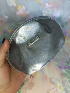(Category: ) located in . Submitted by elevens_online_thrift_shop (Listing ID 1404610400, Image 1). Description: .
