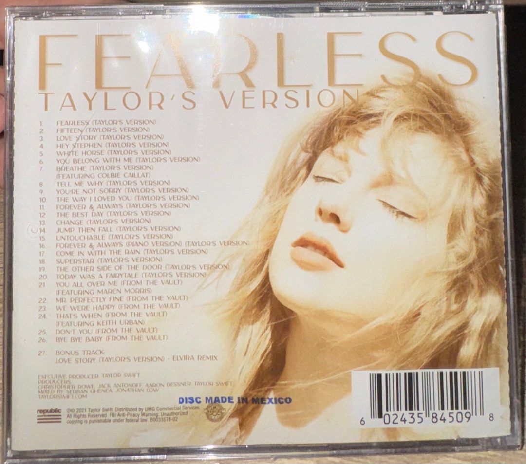 Sealed Fearless (Taylor’s Version) (Category: CDs & DVDs) located in Taguig. Submitted by teffy123 (Listing ID 1265371131, Image 2). Description: Sealed, ordered from Official TS store. 1pc still available Minor issue: back of jewel case has small crack.