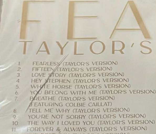 Sealed Fearless (Taylor’s Version) (Category: CDs & DVDs) located in Taguig. Submitted by teffy123 (Listing ID 1265371131, Image 3). Description: Sealed, ordered from Official TS store. 1pc still available Minor issue: back of jewel case has small crack.