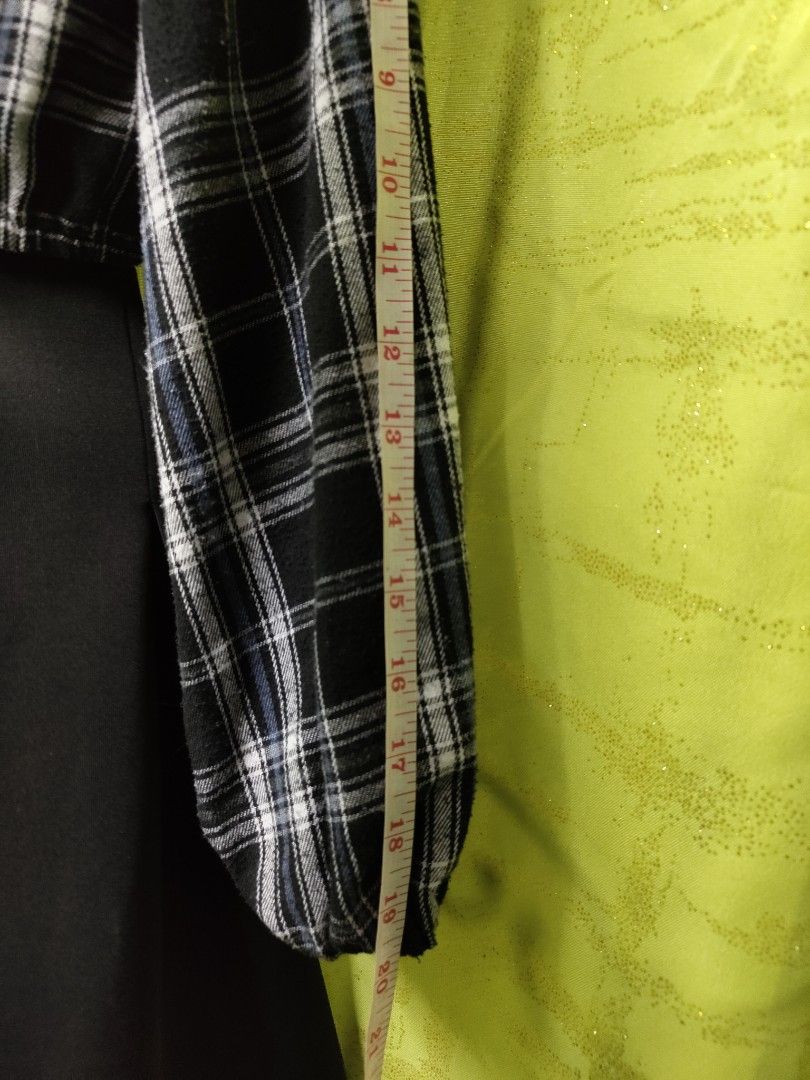 Shien Checkered Longsleeves/Jacket (Category: Blouses) located in Manila. Submitted by declutterwithme0809 (Listing ID 1404717958, Image 3). Description: - Shien Checkered Jacket - Checkered Design - Full buttons - Size xs - Made of smooth fabric - Versatile and classic style - 14½ inches long for front and for sleeves 20 inches long All items can be shipped thru lalamove,JRS,LBC. (no to free shipping) if i can't reply asap you can also message m
