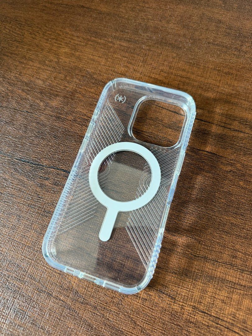 Speck Presidio Clear Grip Case Iphone 16 Pro (Category: Cases & Sleeves) located in Makati City. Submitted by luxebymais (Listing ID 1404616358, Image 2). Description: Speck Presidio Perfect Clear Grip with Magsafe Iphone 16 Pro Like new!! Rfs: Got a new phone Message me for more photos :).