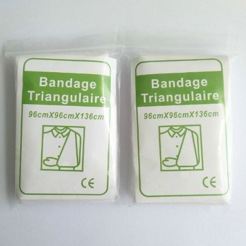 TRIANGULAR BANDAGE NON WOVEN (Category: Medical Supplies & Tools) located in Quezon City. Submitted by andrea_dxs (Listing ID 1404592041, Image 1). Description: .