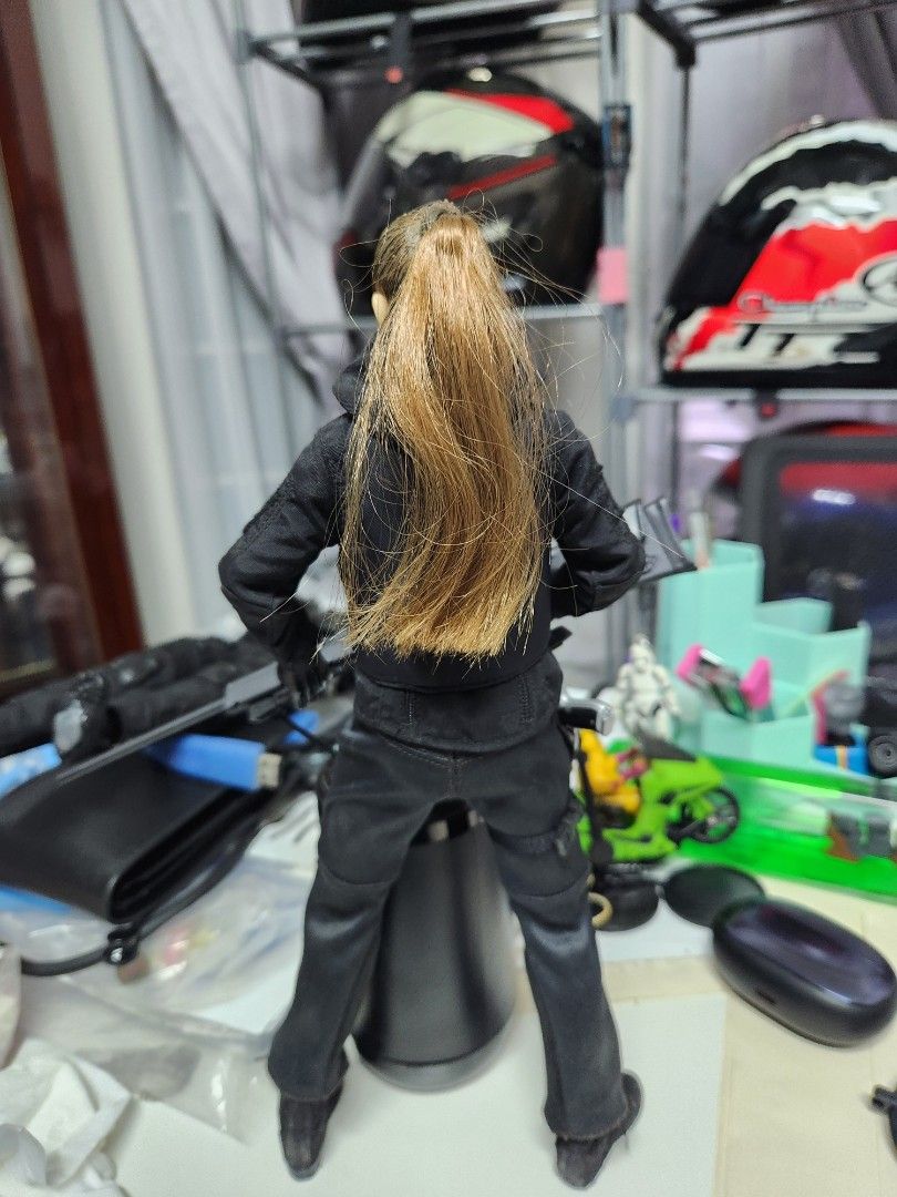 1/6 Scale Female Action Figure with Accessories, Hobbies & Toys, Toys ...