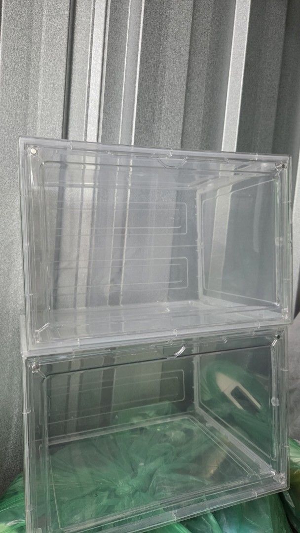 5pcs Clear Acrylic Shoe Boxes (Category: Storage Boxes & Baskets) located in Cebu City. Submitted by chasegrace18 (Listing ID 1404948617, Image 1). Description: 5 pcs for 1100 only if used for Shoes it fits big sizes or high ankle top - Clear, rectangular storage box - Includes a magnetic lid - Transparent design for easy content visibility - Made of thick durable plastic - Perfect for home and office organization.