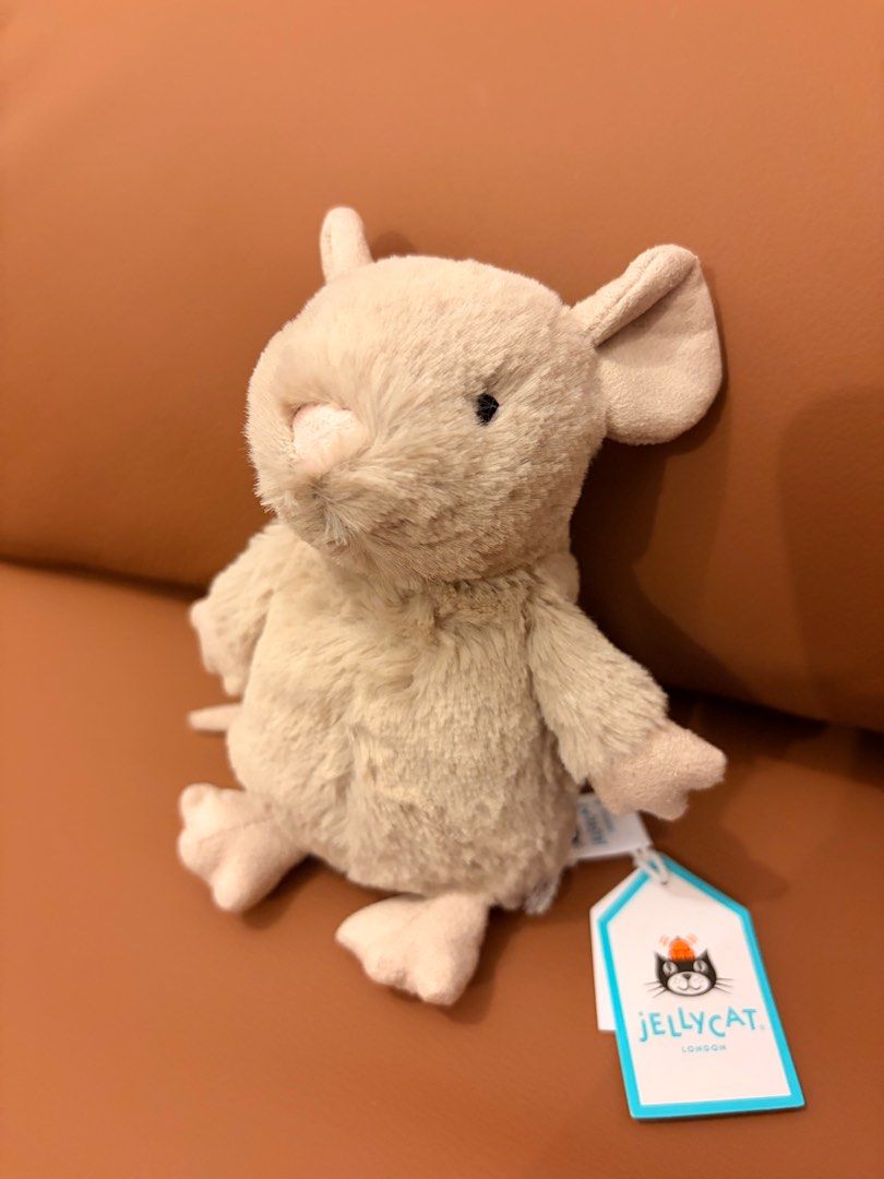 絕版Jellycat Nippit Mouse, 興趣及遊戲, 玩具& 遊戲類- Carousell