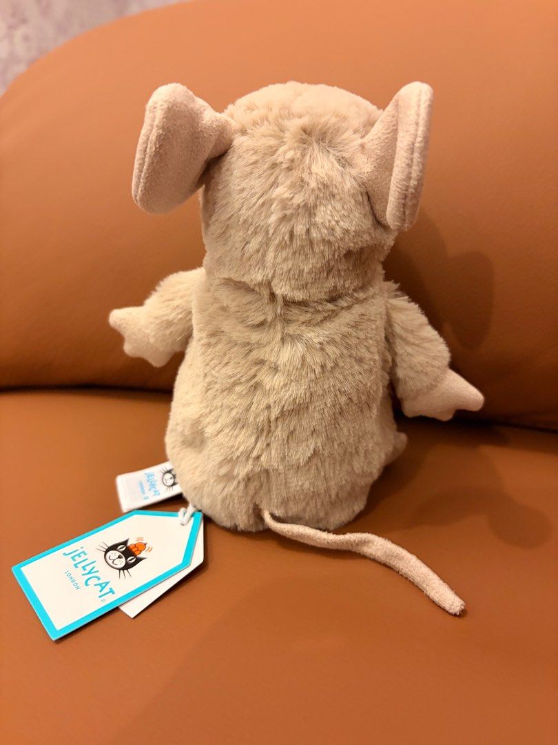  ♡ Nippit Mouse 廃盤 絕版Jellycat Nippit Mouse, 興趣及遊戲, 玩具& 遊戲類- Carousell