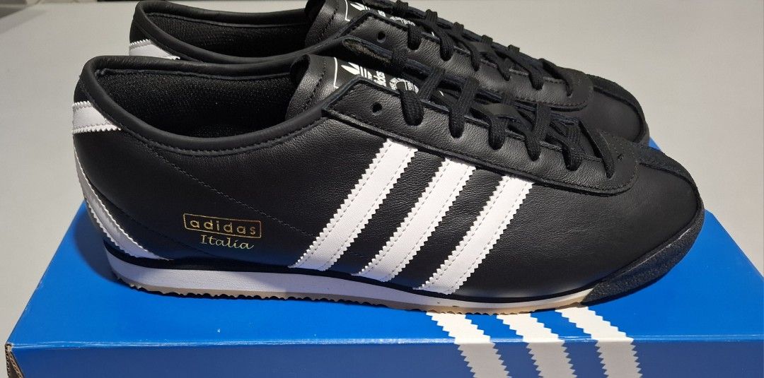 Adidas Italia 70s Sneakers (Category: Sneakers) located in Makati City. Submitted by decluttermp (Listing ID 1404855972, Image 2). Description: Brand New Authentic Size 10.5 US (best fits size US 10 - 10.5 ) Retro classic styling Regular fit Lace closure Leather upper Rubber gum outsole Colour: Core Black / Cloud White Product code: JS1324 Regular price: Php 6,800.