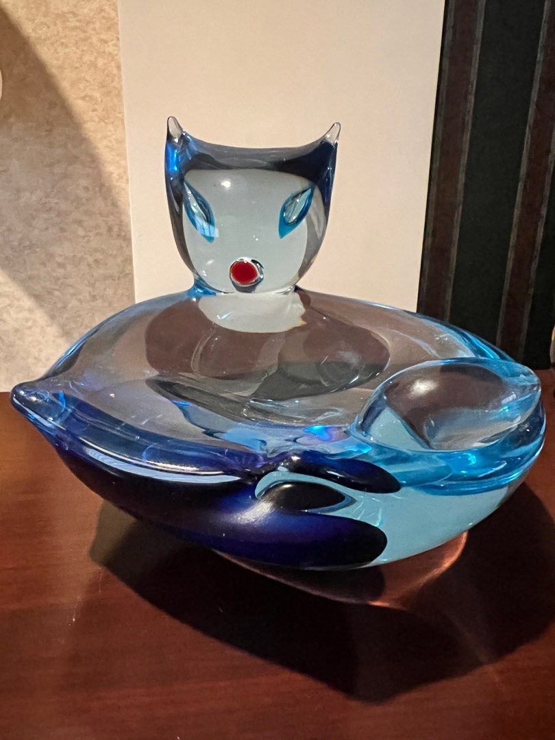 Antonio Da Ros MURANO Cat Bowl Cenedese (Category: Dinnerware & Cutlery) located in Muntinlupa City. Submitted by caroucella (Listing ID 1404858129, Image 3). Description: Heavy and perfect fantastic teal colored body with blue sommerso within the bowl. The eyes and the red mouth are perfectly blown bubbles inside the glass and the head, RARE Cenedese Antonio Da Ros Murano piece from the 50s or 60s.