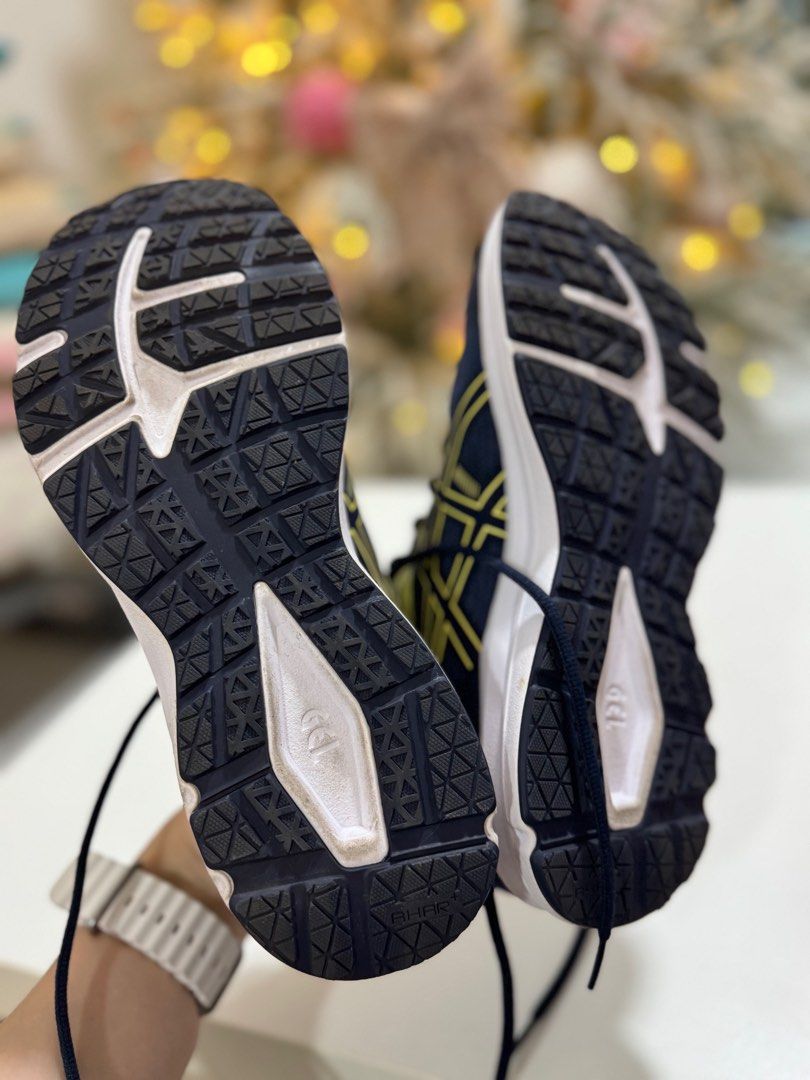 Asics Gel-Contend 7 Running Shoes - Navy/Yellow (Category: Sneakers) located in Singapore. Submitted by vlada1905 (Listing ID 1404830557, Image 3). Description: .