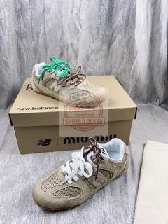 (Category: ) located in . Submitted by shoes.locker (Listing ID 1404958836, Image 1). Description: .