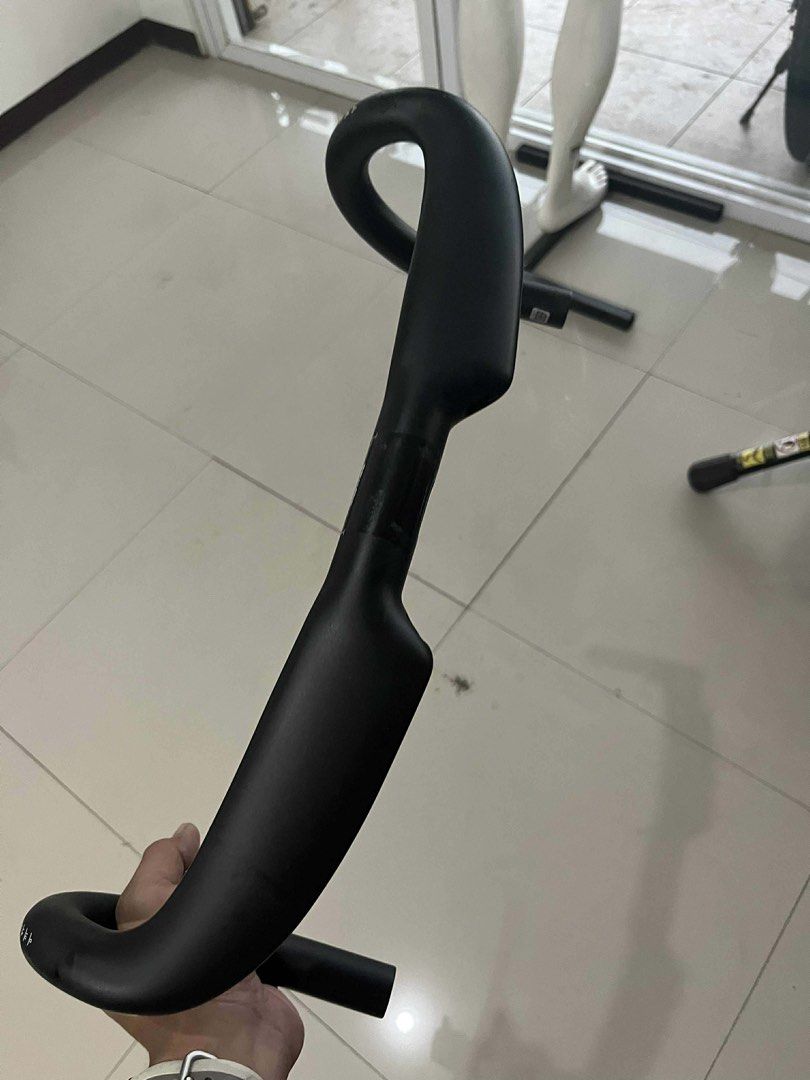 Balugoe Carbon Fiber Handlebar 400mm (Category: Bicycles) located in Los Banos. Submitted by stillmike (Listing ID 1404866936, Image 2). Description: .