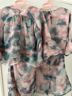 (Category: ) located in . Submitted by iris.preloved (Listing ID 1404785166, Image 1). Description: .