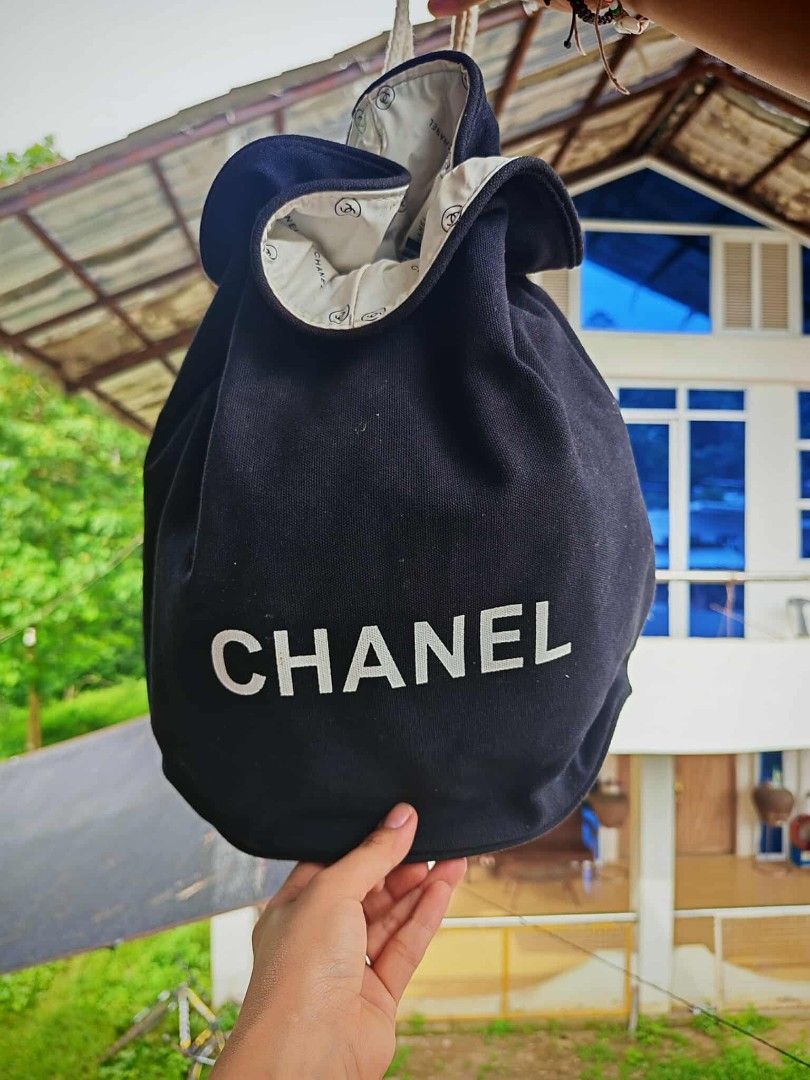 Chanel bucket backpack (Category: Luxury Bags & Wallets) located in Cagayan de Oro. Submitted by carou59681 (Listing ID 1404849680, Image 1). Description: .