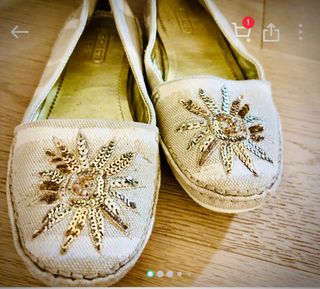 (Category: ) located in . Submitted by topopshop (Listing ID 1360122491, Image 1). Description: .