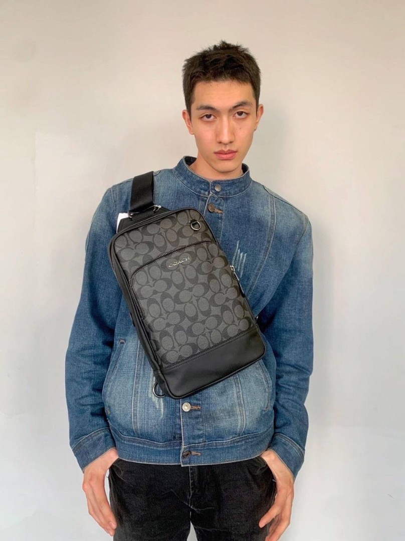 Coach Graham Pack in Signature Canvas, Luxury, Bags & Wallets on Carousell
