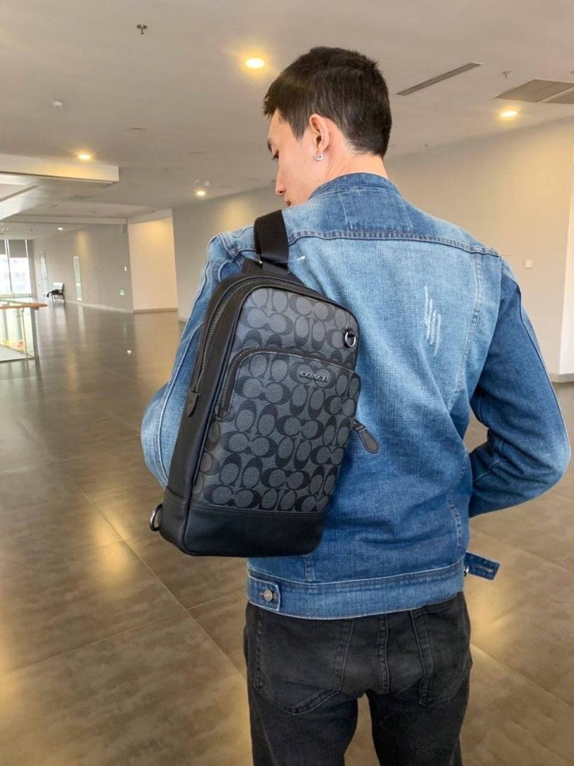 Coach Graham Pack in Signature Canvas, Luxury, Bags & Wallets on Carousell